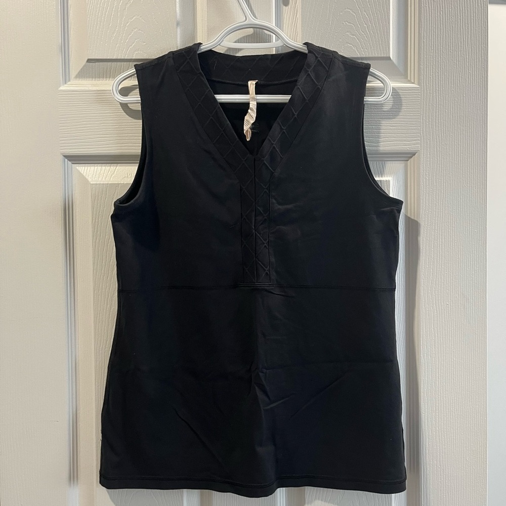 Lululemon V neck tank